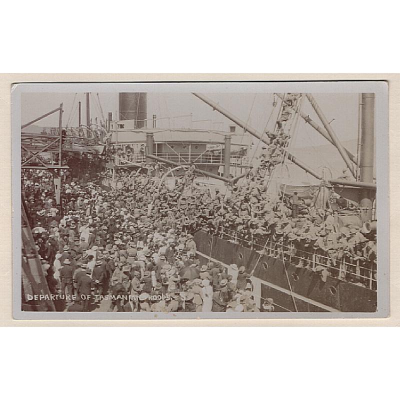 (WS15055) TASMANIA · 1914: real photo card w/view DEPARTURE OF TASMANIAN TROOPS on the S.S. "Geelong" in October · message on verso but not postally used  · excellent to fine condition